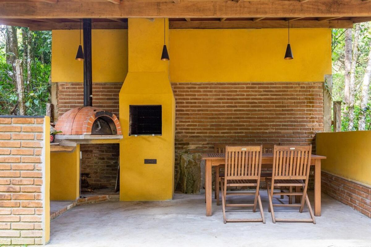 Em Terreno Amplo, Pet Friendly Casa de férias